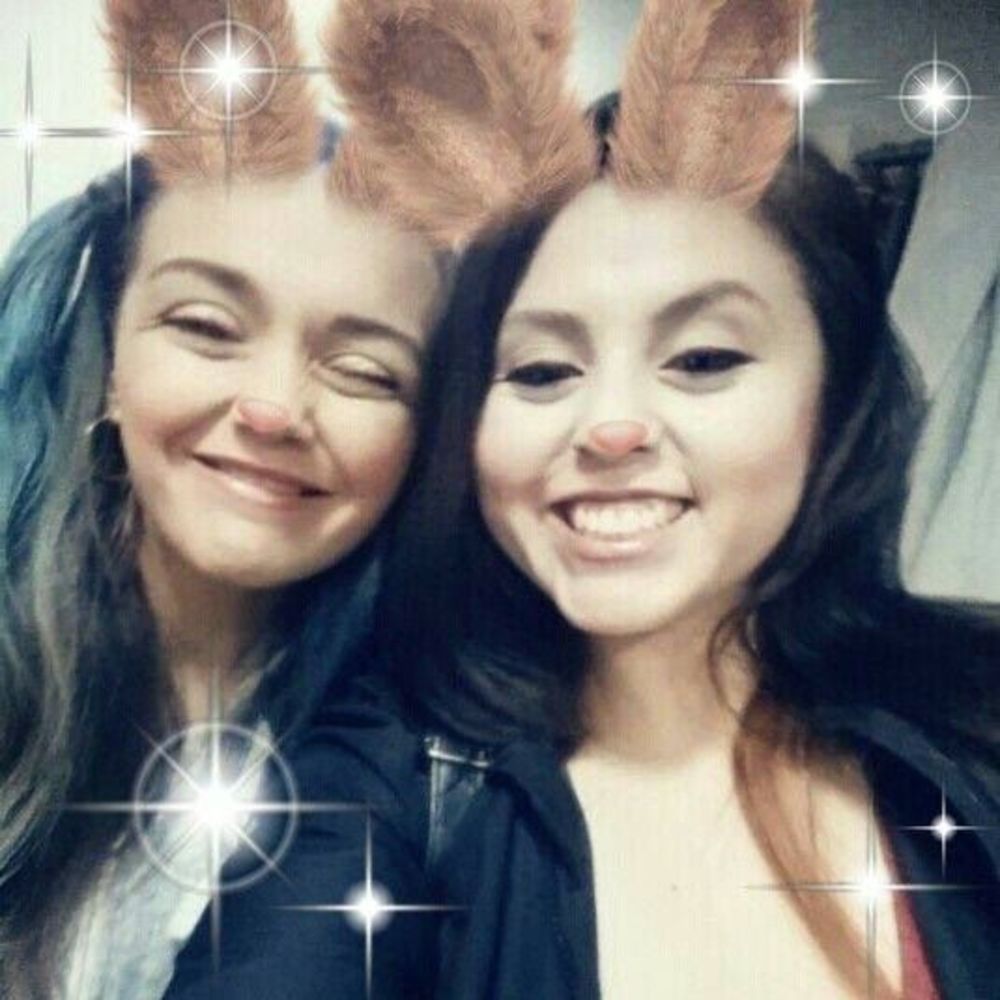 Meet your Posher, Carleta